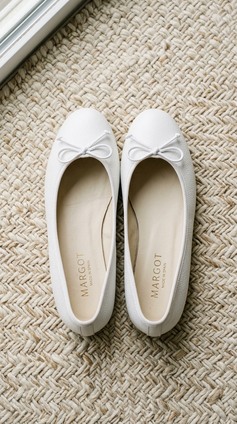 7. Bows on Ballet Flats for Soft Style